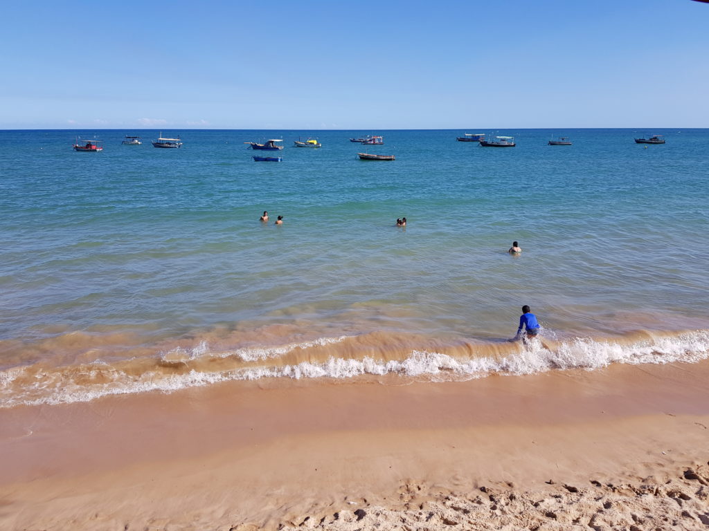 Itacimirim a praia mais bonita do litoral norte