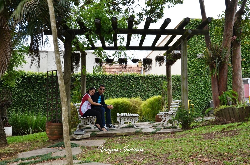 Lindo jardim nos fundos do Solar do Rosário