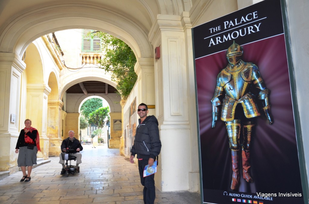 Entrada para turistas do Palácio dos Grandes Mestres, Valetta, Malta