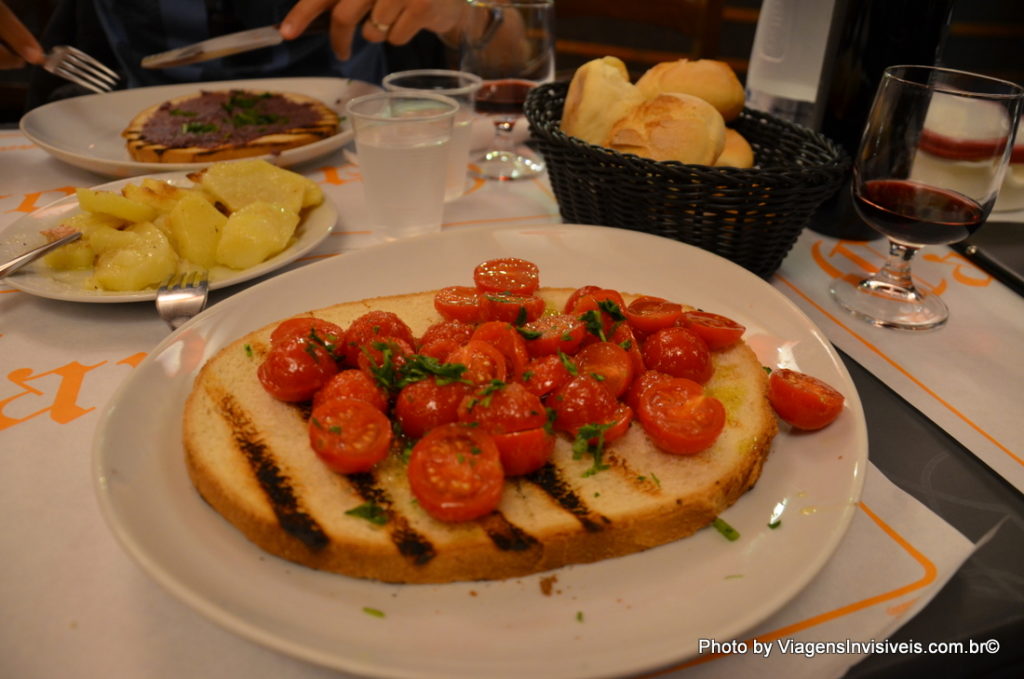 Pequena Bruschetta, Catânia, Itália