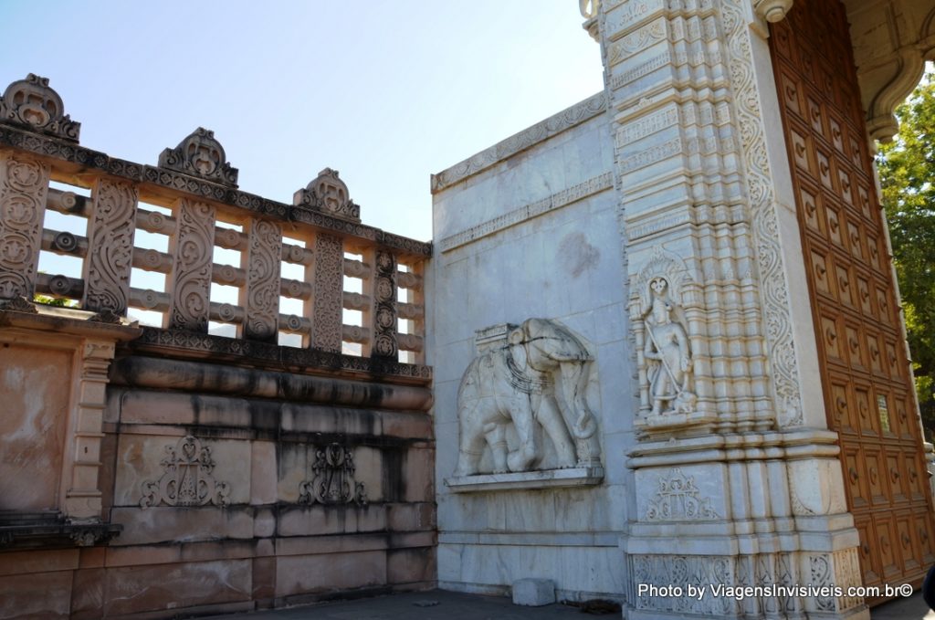 Entrada templos jainistas de Ranakpur, Índia