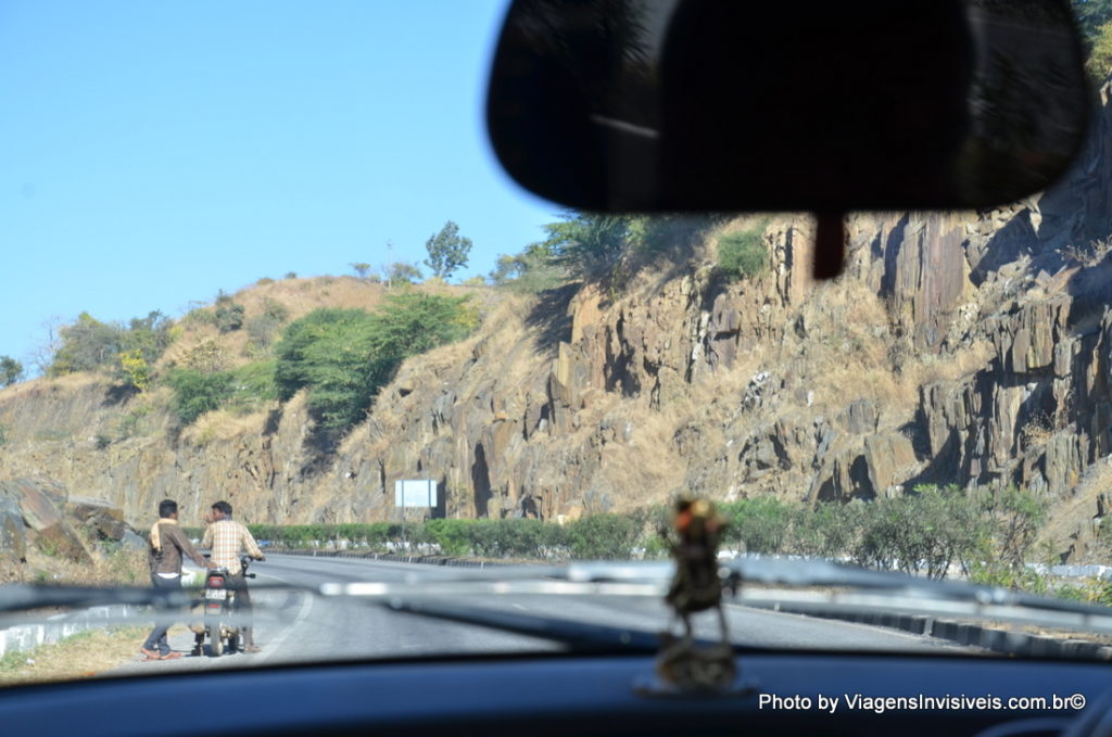Estrada a caminho de Ranakpur, Índia