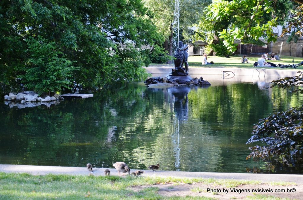 Lago no Burggarten, Viena, Áustria