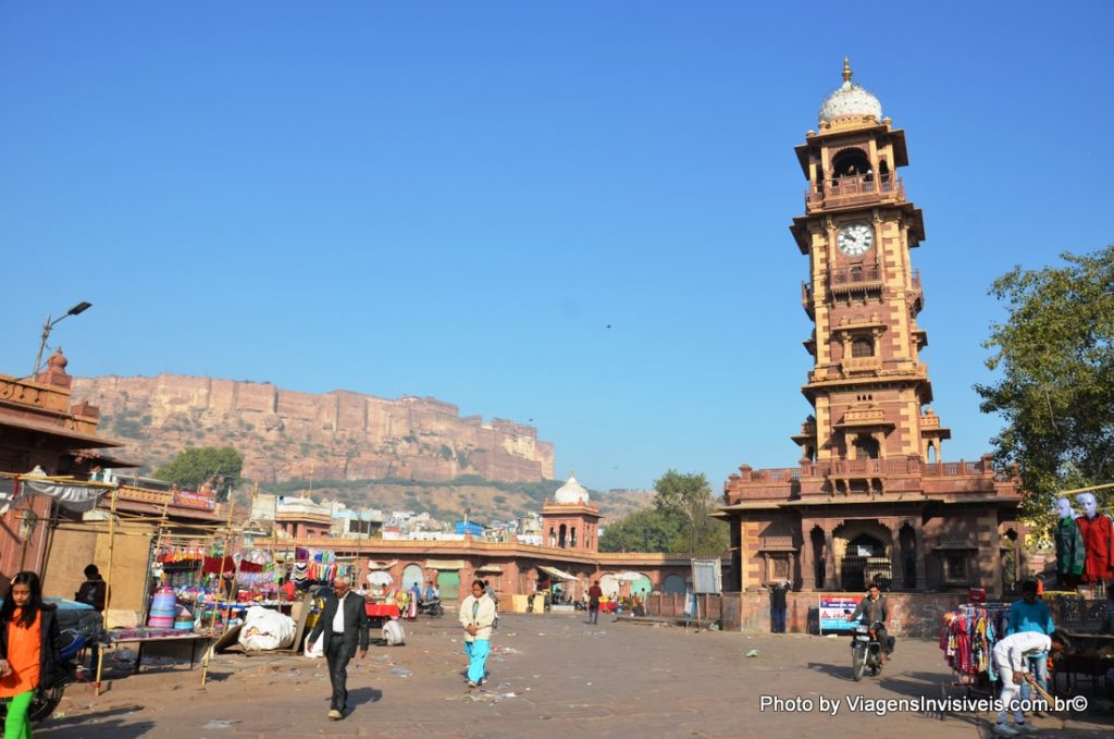 Relógio inglês e Forte Mergarhar, Jodhpur, Índia