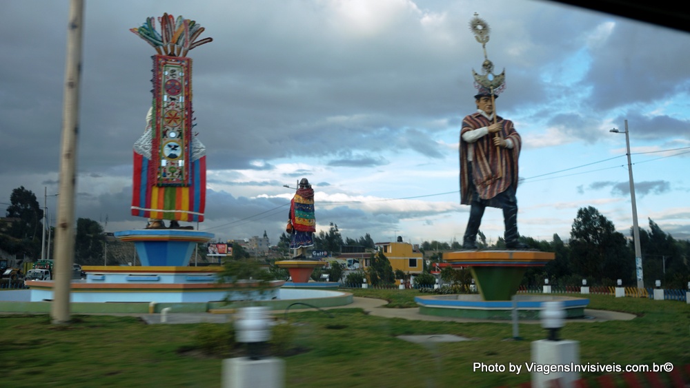 Entrada da cidade de Latacunga, Equador