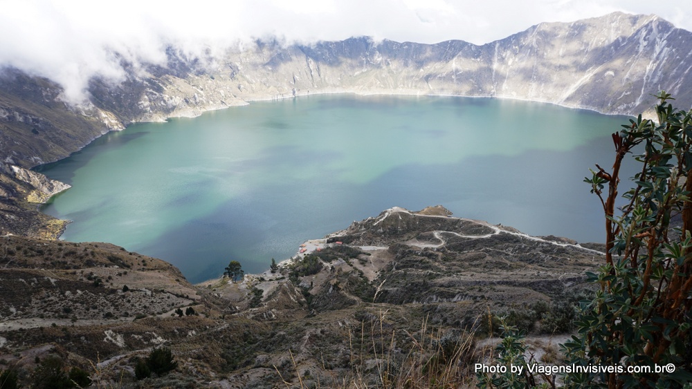 Trilhas que levam à borda do Quilotoa, Equador