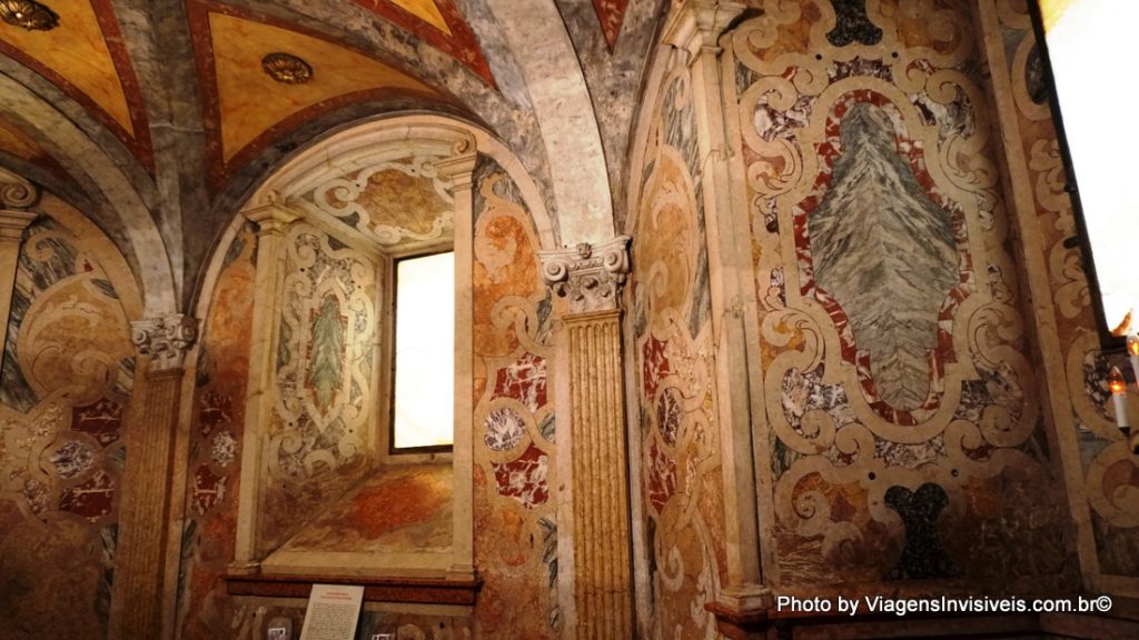 Mosaicos de mármore, Modena, Itália