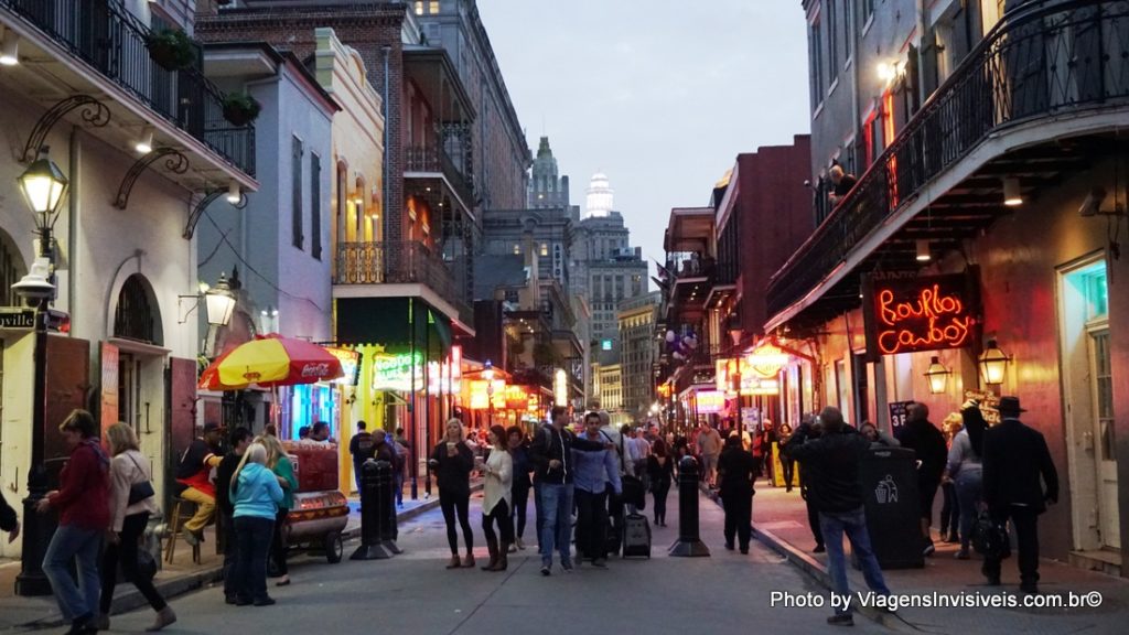 Basta o sol se por para Nova Orleans acordar, Diversão em Nova Orleans