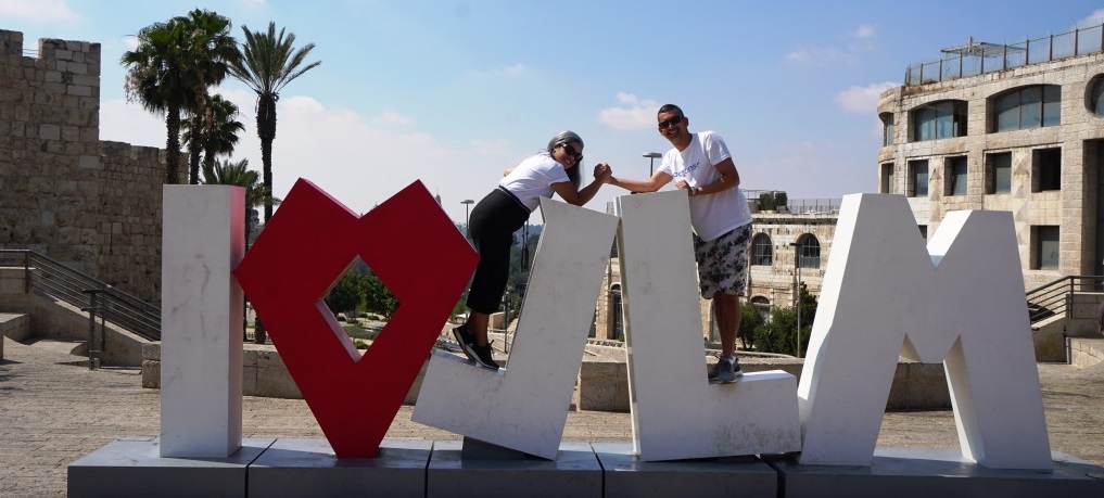 Quebra de braço para ver quem economiza em Israel