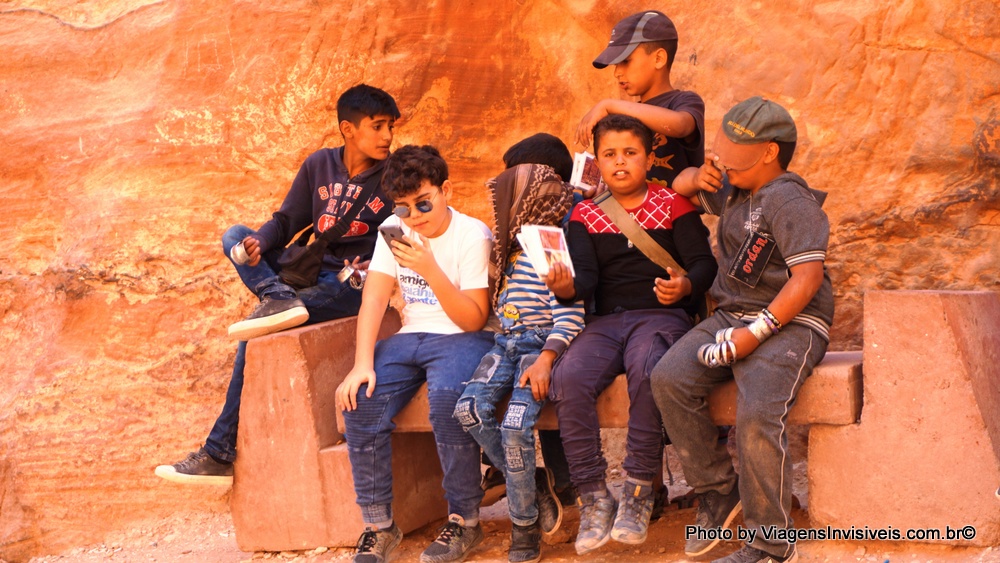 Crianças por um minuto, Petra, Jordân
